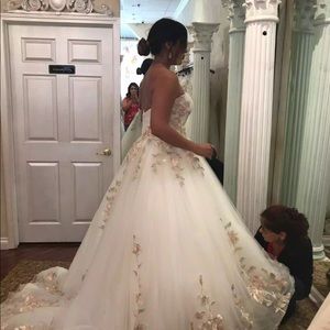 Designer Wedding dress Maggie Sottero